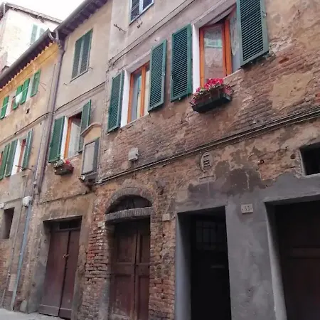 Apartment La Bomboniera Di *