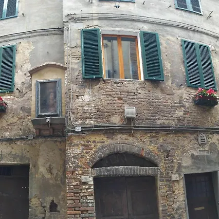 Apartment La Bomboniera Di *